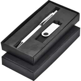 Mooney Gift Set Gift Box Open
